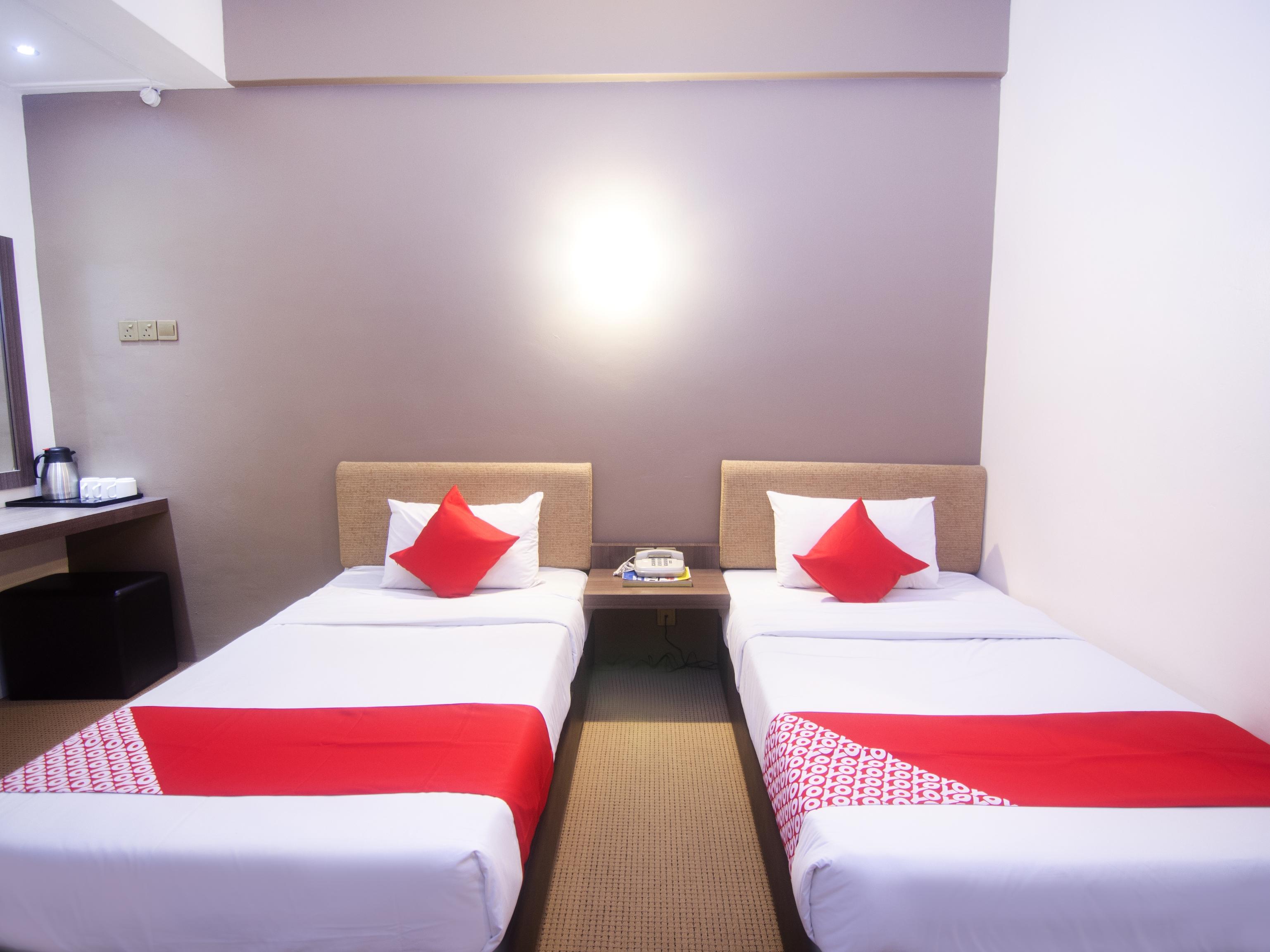 Super Oyo 979 Hua Kuok Inn Kuching Zewnętrze zdjęcie