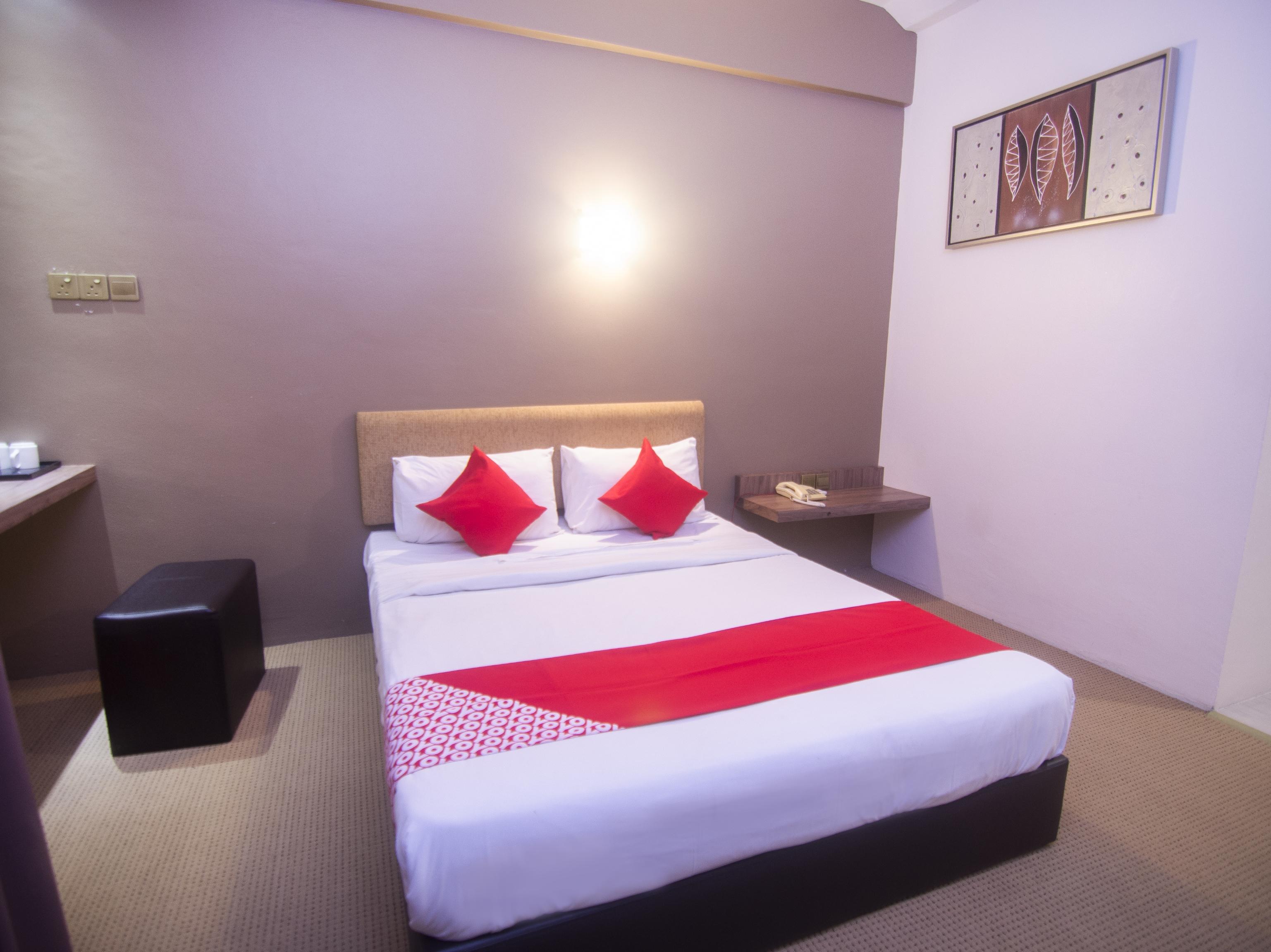 Super Oyo 979 Hua Kuok Inn Kuching Zewnętrze zdjęcie