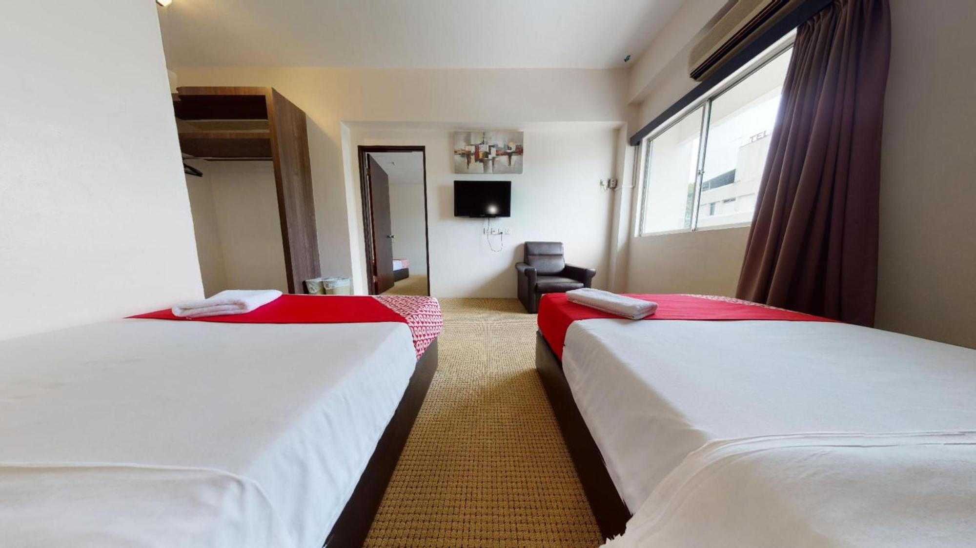 Super Oyo 979 Hua Kuok Inn Kuching Zewnętrze zdjęcie